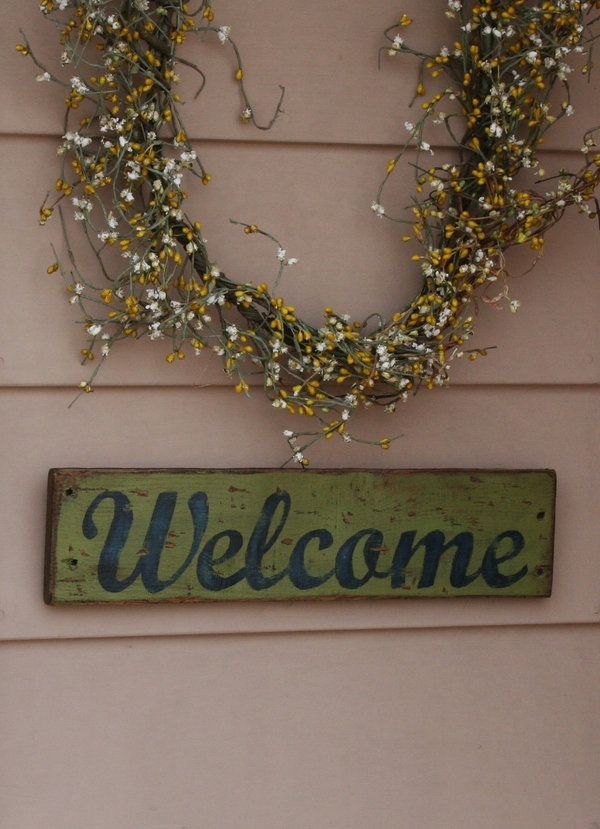 Welcome Hand Painted Pallet Sign