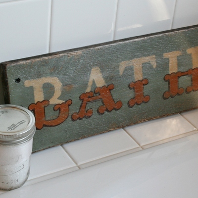 Bath hand painted pallet sign