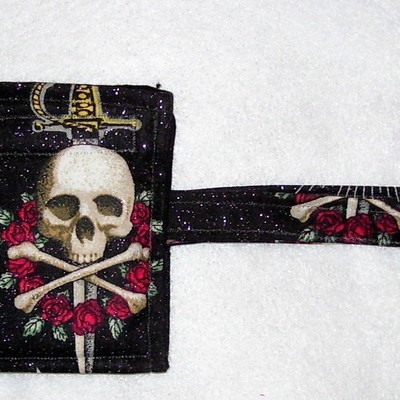 Skulls with roses wristlet coin purse