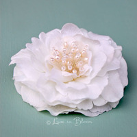 Wedding Hair Piece, Bridal Floral Headpiece, Bridal Hair Flower - Style RF706 : Luxe in Bloom - Thumbnail 2