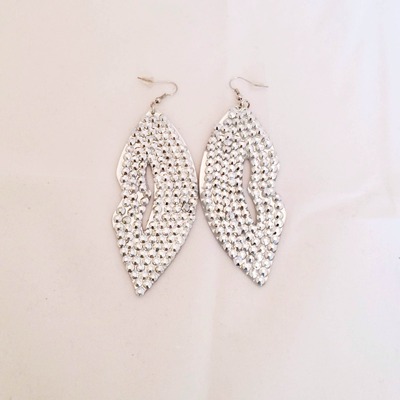 Silver kisses