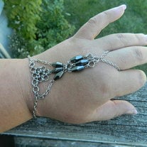 Hand jewelry-Hematite