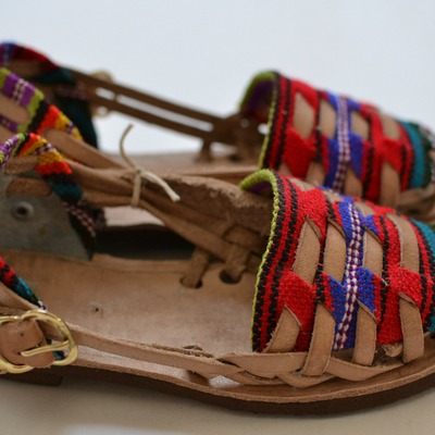 Size 21 us 5 infant/toddler caites