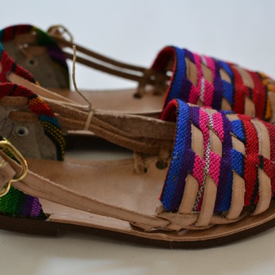 Size 22/us 6 infant/toddler caites