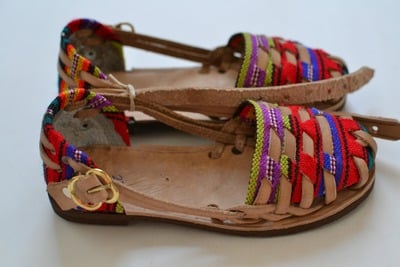 Size 23/US 7 Infant/Toddler Caites