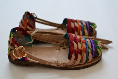 Size 23/US 7 Infant/Toddler Caites