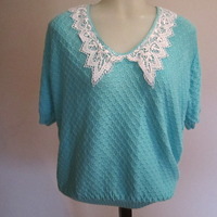 Pretty Collar Sweater  - Thumbnail 1