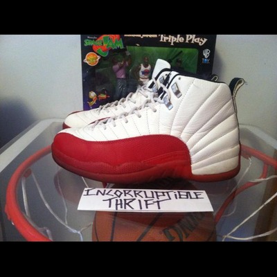 Original air jordan cherry 12s size 11.5