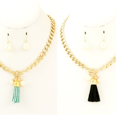 Mariam tassel necklace set