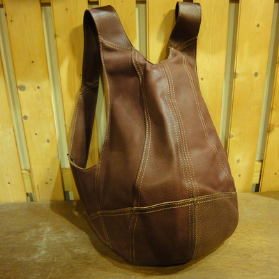 Metro leather backpack