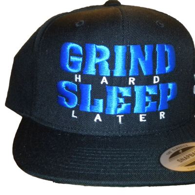 Grind hard snapback