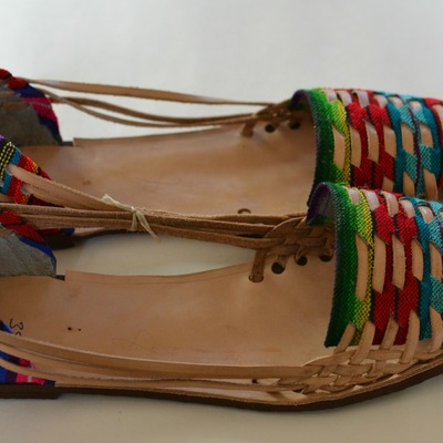 Size 38 us 7.5 women's caites 