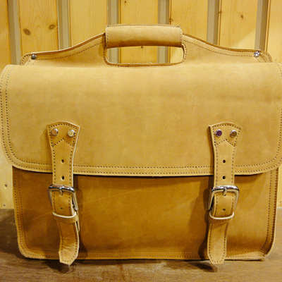Sky messenger briefcase - nubuck