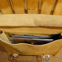 Sky Messenger Briefcase - Nubuck - Thumbnail 3