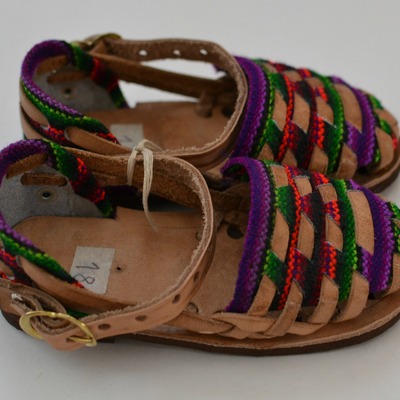 Infant/toddler caites (sandals) size 18/us 3-3.5