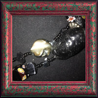 Black stone and bead necklace. Very pretty - Thumbnail 1