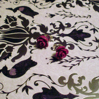 Fuchsia Rose Earrings - Thumbnail 1