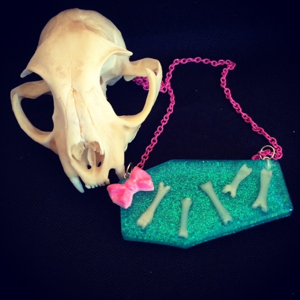 -REAL- Coyote Toe Bone Coffin Necklace