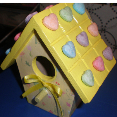 Spring fancy birdhouse