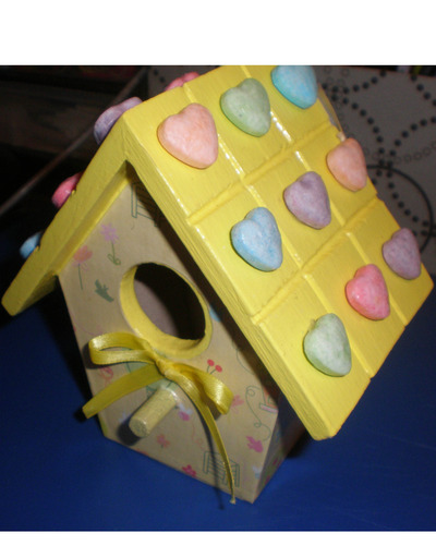 Spring fancy birdhouse