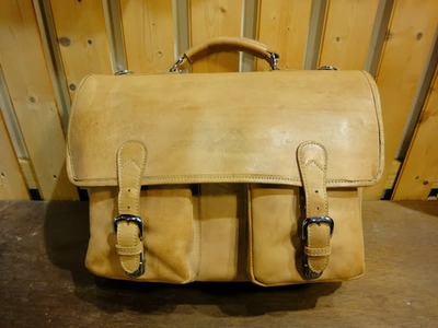 Tango Leather Messenger Bag