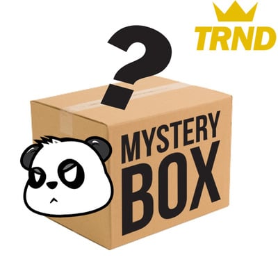 Mystery box gold tier -> 3 crewnecks & 2 t-shirts