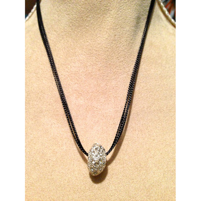 Crystal roller necklace