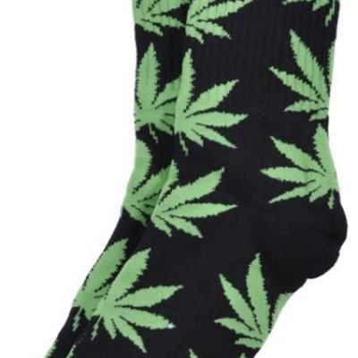 The holy couture thc marijuana leaf socks black/green