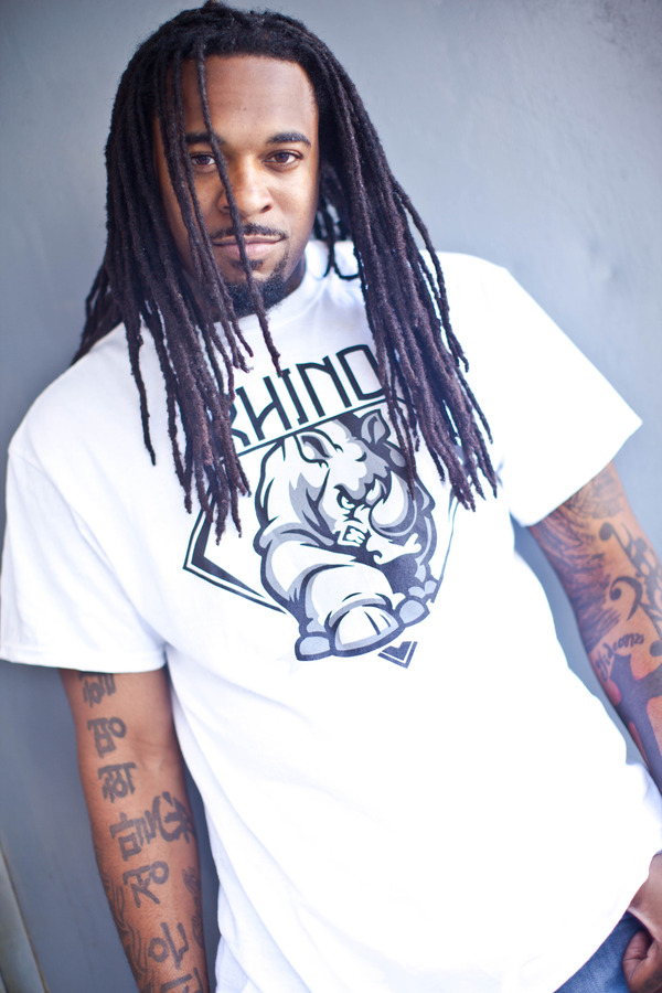 RHINO LOGO WHITE TEE