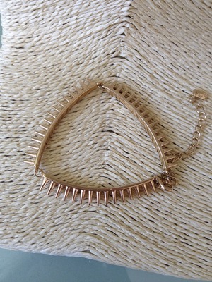 Trish - Linked Spike Bracelet 