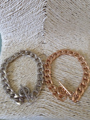 Ranie - Link Bracelet w/ Toggle Clasp