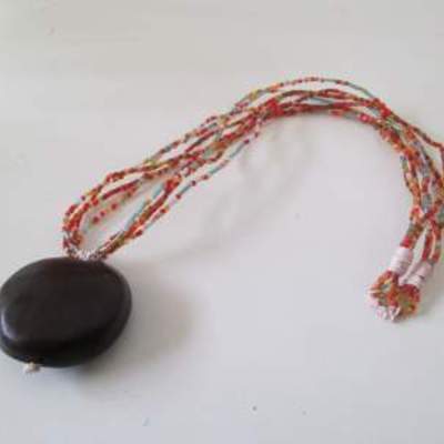 Sambo bead necklace