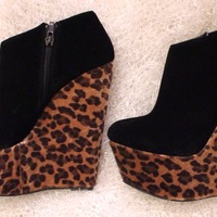 Two Tone Leopard print Booties. - Thumbnail 1