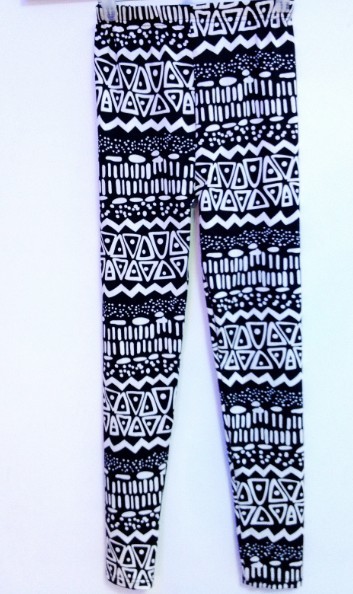 Black and white geometric tights