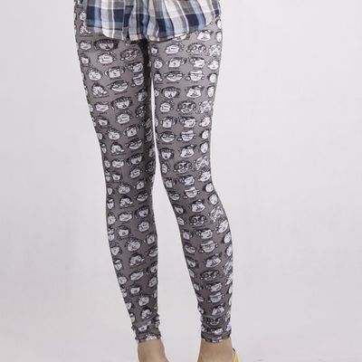 Attitude faces tights