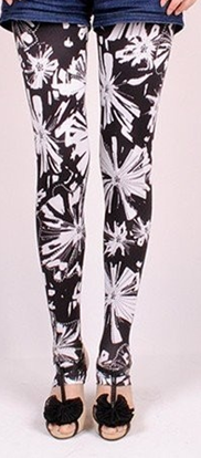 Bold black & white flower tights