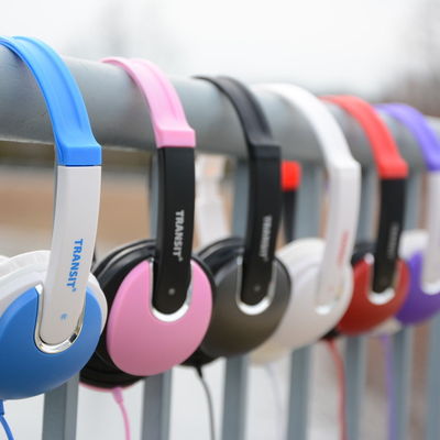 Adjustable over-ear dj style transit stereo brand headphones