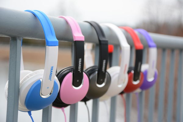 Adjustable Over-Ear DJ Style Transit Stereo Brand Headphones