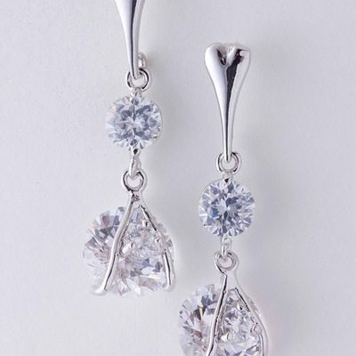 Round crystal link drop earrings