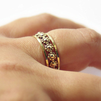 Daisy chain floral romance gold filled stackable rings set 