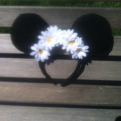 Daisy inspired ears