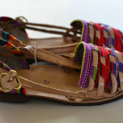 Size 21 us 5-5.5 infant/toddler caites