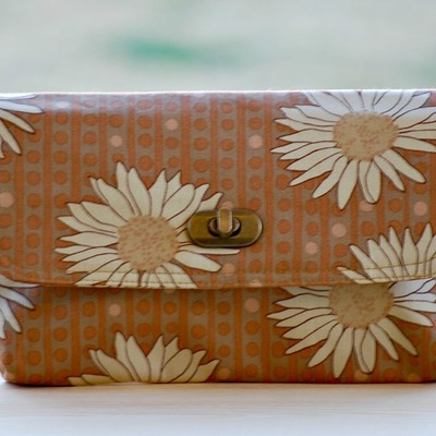 Mini clutch - daisies - Thumbnail 3