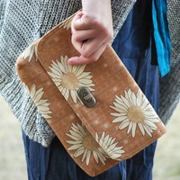 Mini Clutch - Daisies - Thumbnail 4