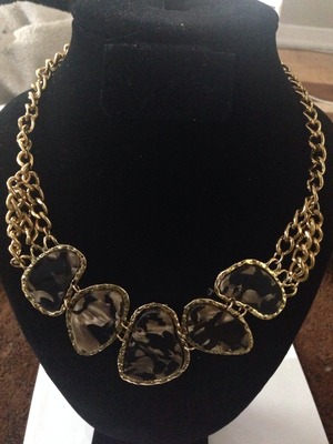 Vintage neckpiece