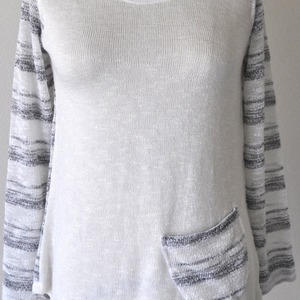 Pocket Front Light Weight Top