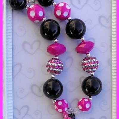 Minnie pendant inspired chunky necklaces perfect photo props/bubblegum beads/girls jewelry