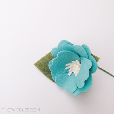 Poppy inspired felt flower - medium, double layer