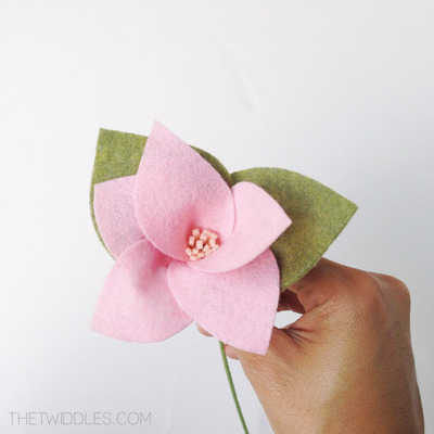 Lilly inspired felt flower - medium