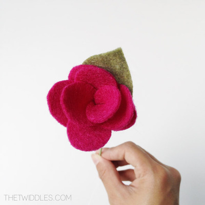 Mini rose bud felt flower 